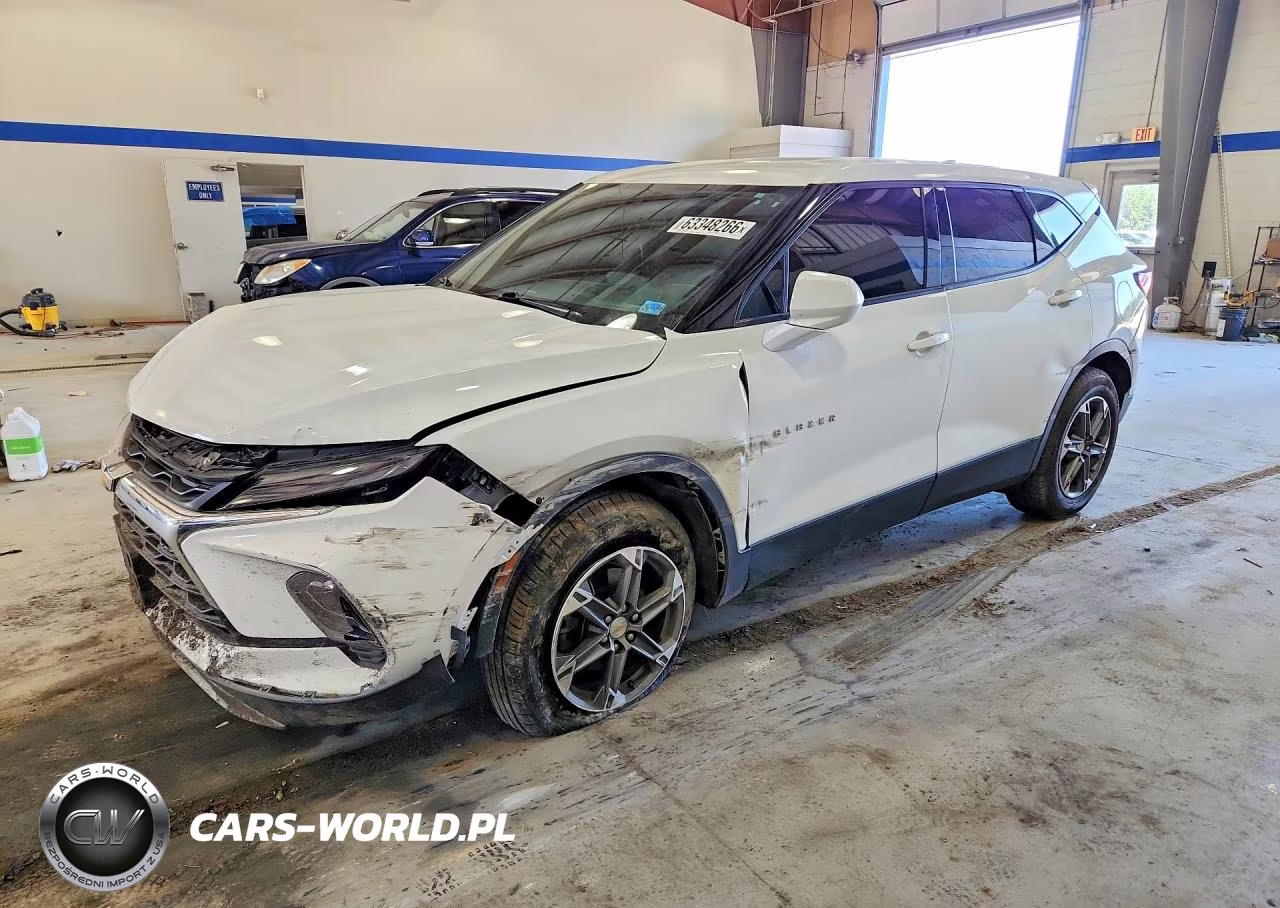 2023 Chevrolet Blazer 2Lt VIN:3GNKBCR43PS143237 - 1