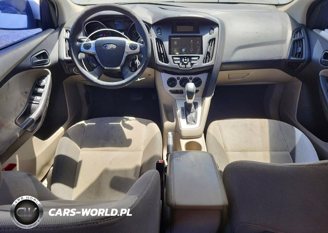 2012 Ford Focus Se VIN:1FAHP3F25CL196809 - 8