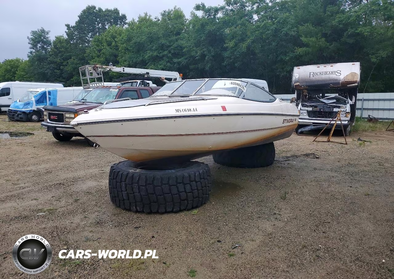 1997 Stingray Boat Co Boat 18' - Boat VIN:PNYUS8P4E797 - 2