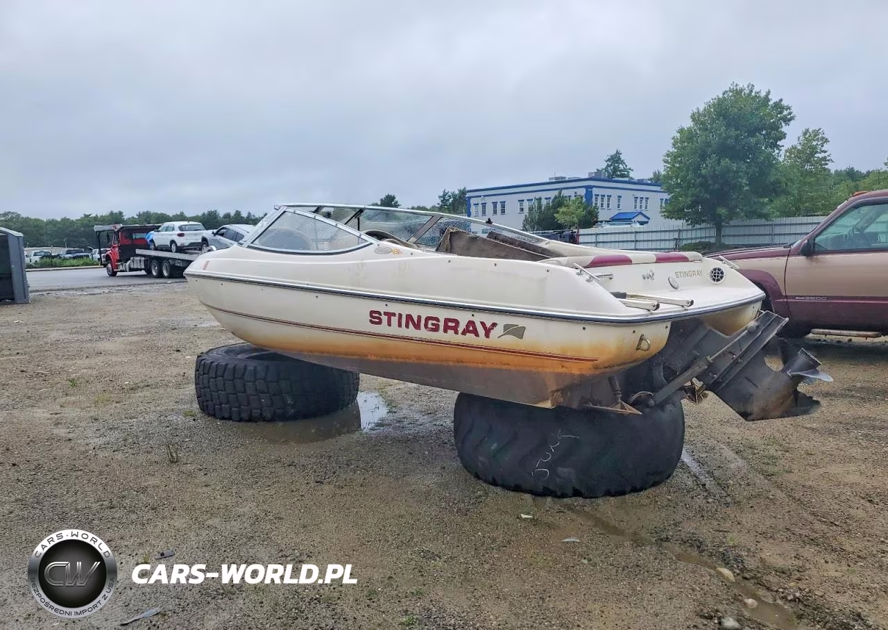 1997 Stingray Boat Co Boat 18' - Boat VIN:PNYUS8P4E797 - 3