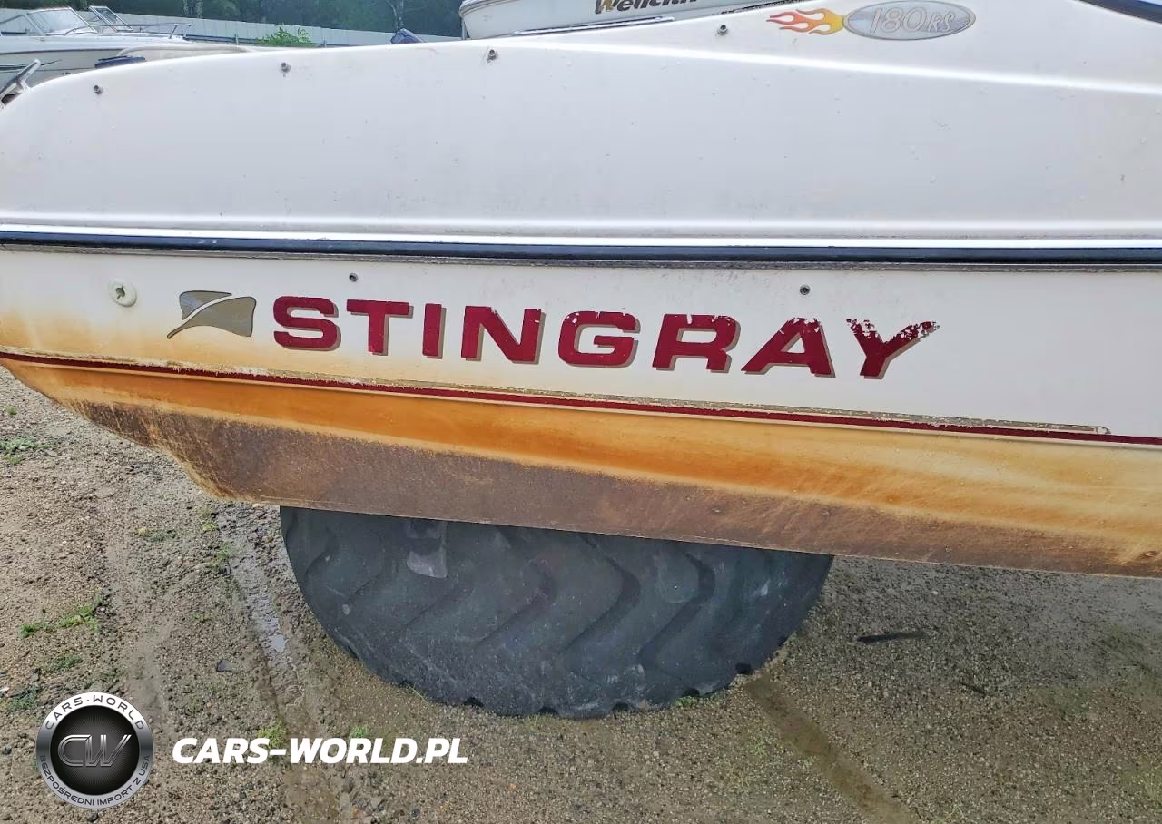 1997 Stingray Boat Co Boat 18' - Boat VIN:PNYUS8P4E797 - 9