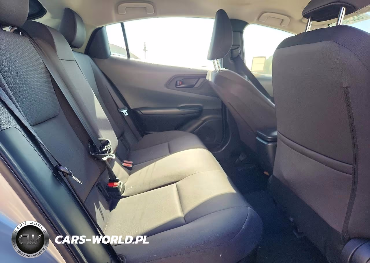 2024 Toyota Prius Le VIN:JTDACAAU5R3029315 - 10