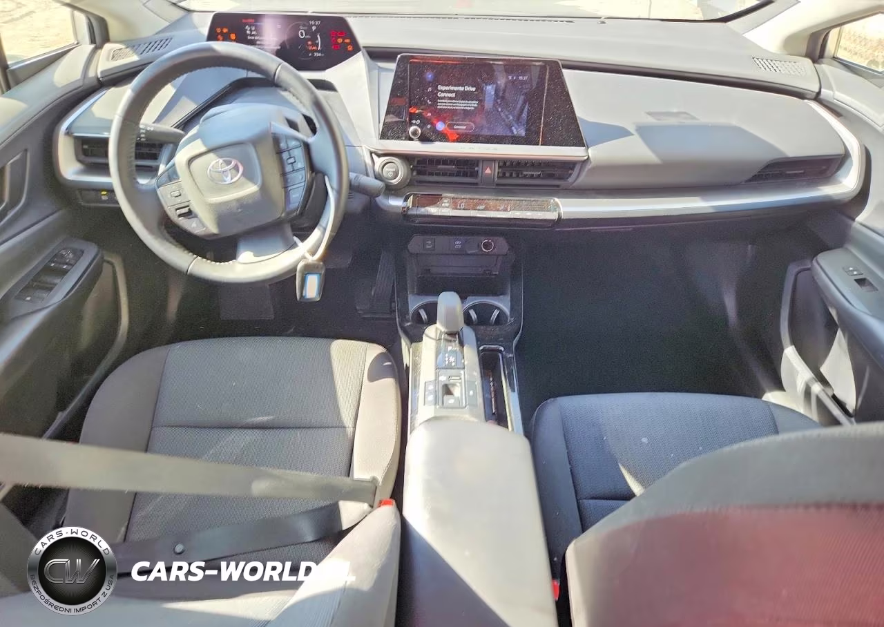 2024 Toyota Prius Le VIN:JTDACAAU5R3029315 - 8