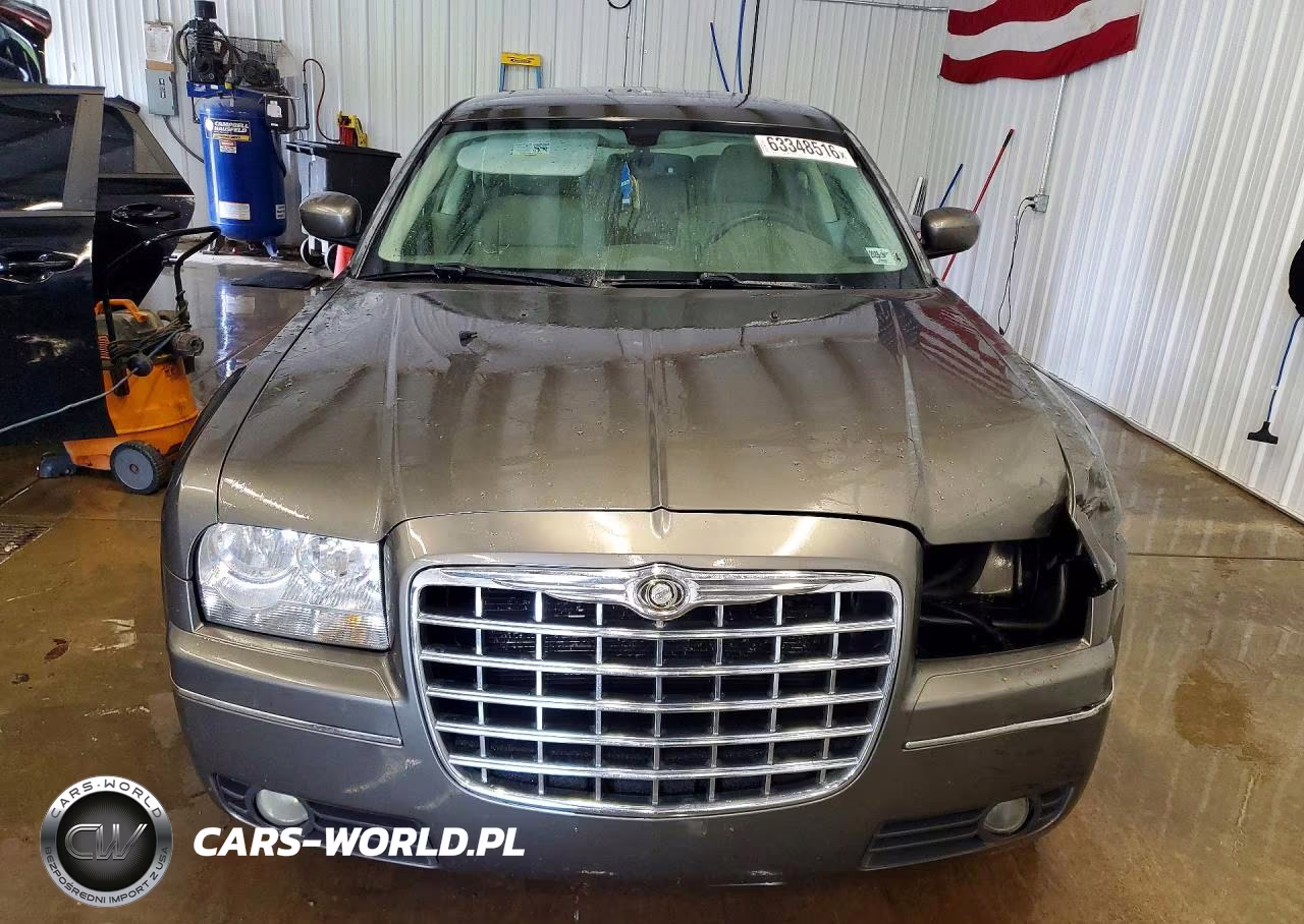 2009 Chrysler 300 Touring VIN:2C3LK53V09H578883 - 5