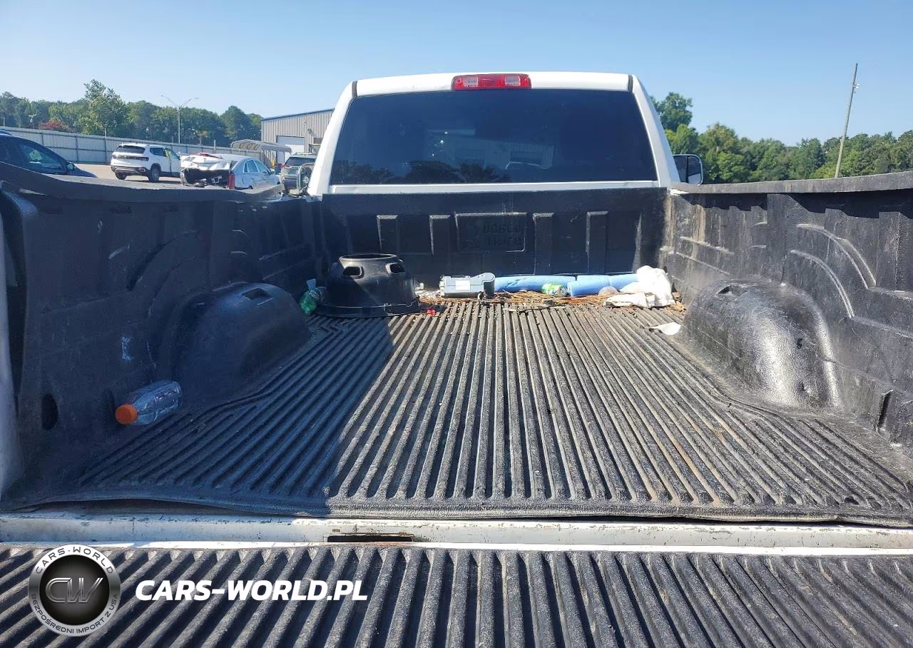 2017 Ram 3500 St VIN:3C63RPAL5HG638005 - 10