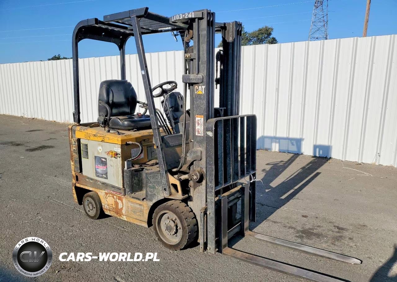 2003 Caterpillar Lift Ec15K