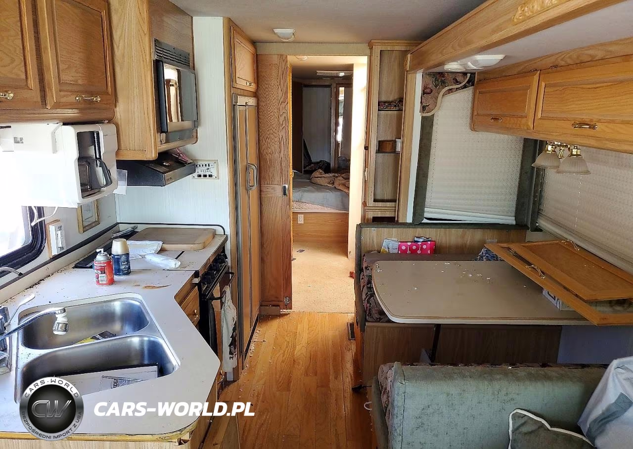 2000 Fleetwood Pace Arrow Rv VIN:1FCNF53S3Y0A02495 - 6