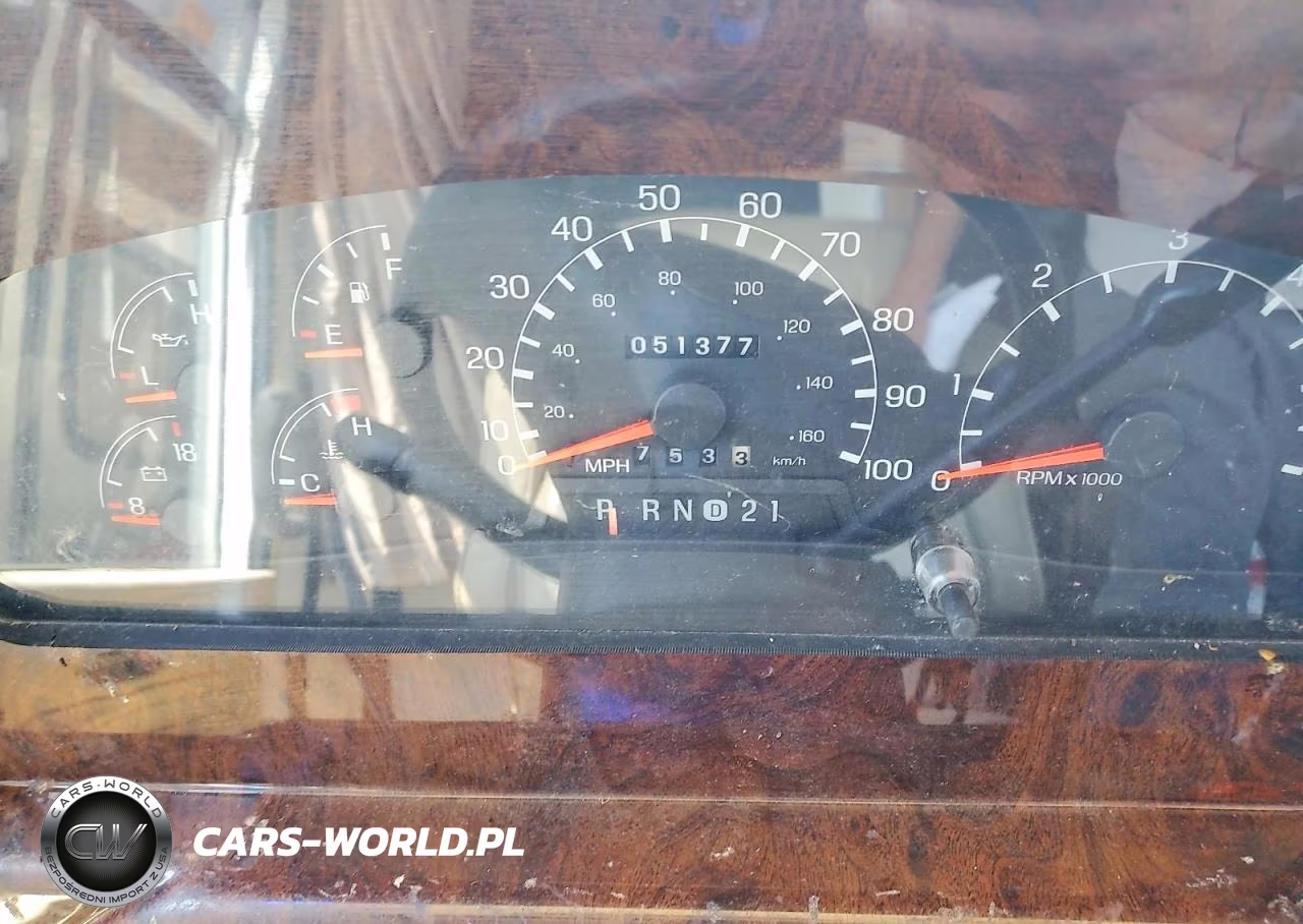 2000 Fleetwood Pace Arrow Rv VIN:1FCNF53S3Y0A02495 - 8