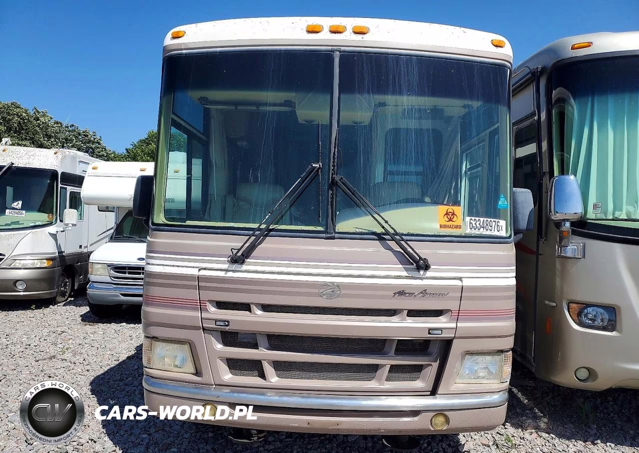 2000 Fleetwood Pace Arrow Rv VIN:1FCNF53S3Y0A02495 - 9