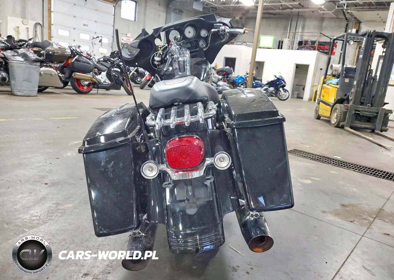 2007 Harley-Davidson Flhx VIN:1HD1KB41X7Y659923 - 4