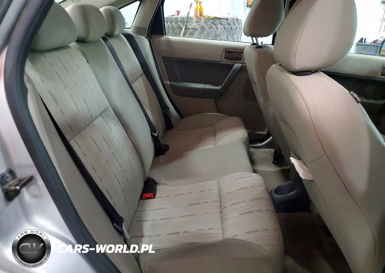 2010 Ford Focus Se VIN:1FAHP3FN5AW285091 - 10