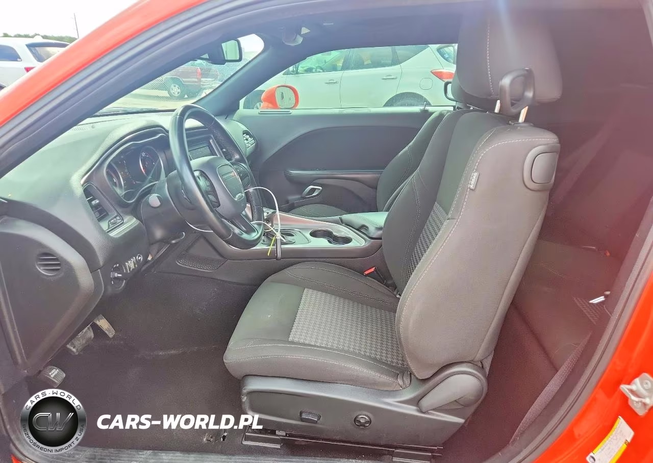 2020 Dodge Challenger Sxt VIN:2C3CDZAG4LH146598 - 7