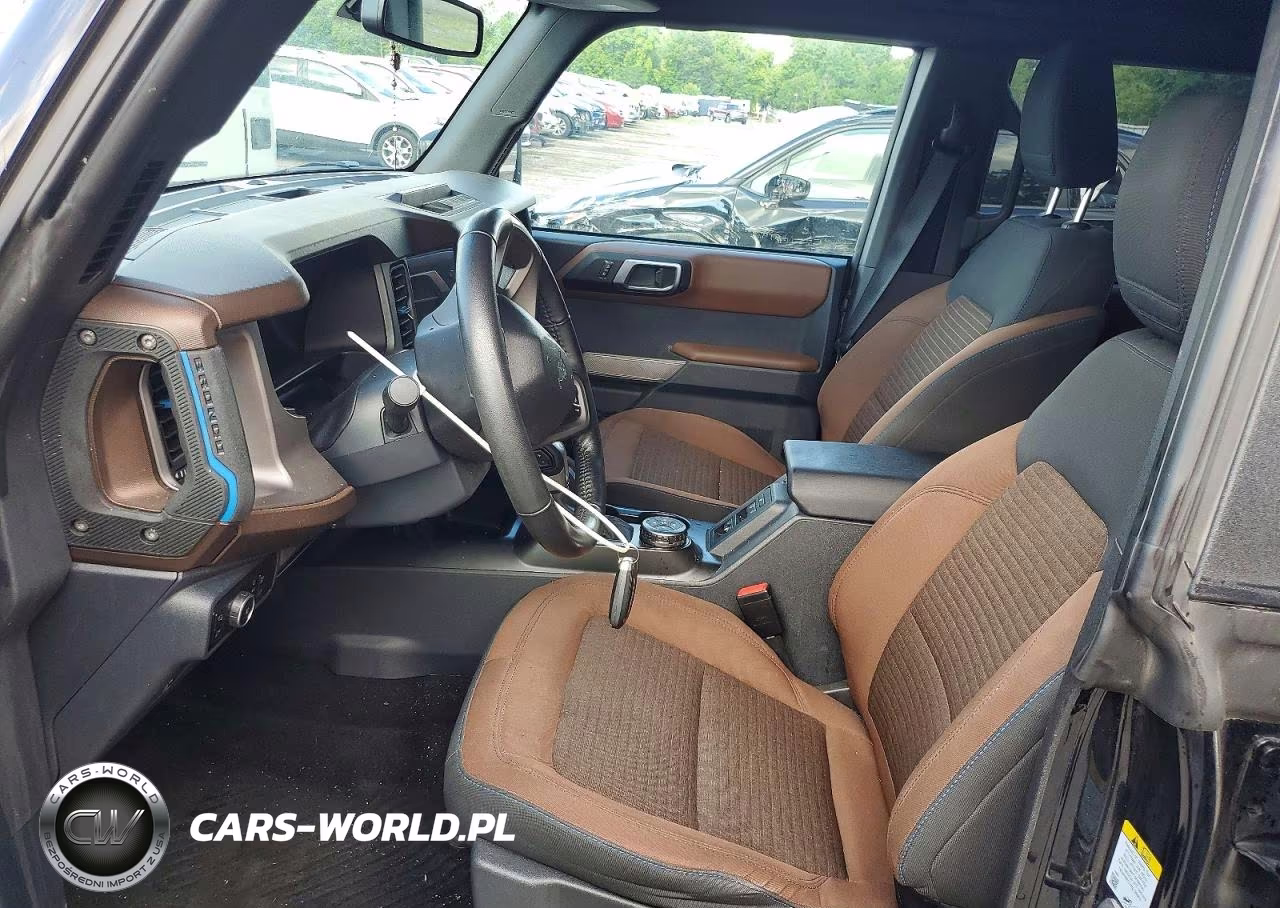 2023 Ford Bronco Base VIN:1FMDE5DH5PLB51985 - 7