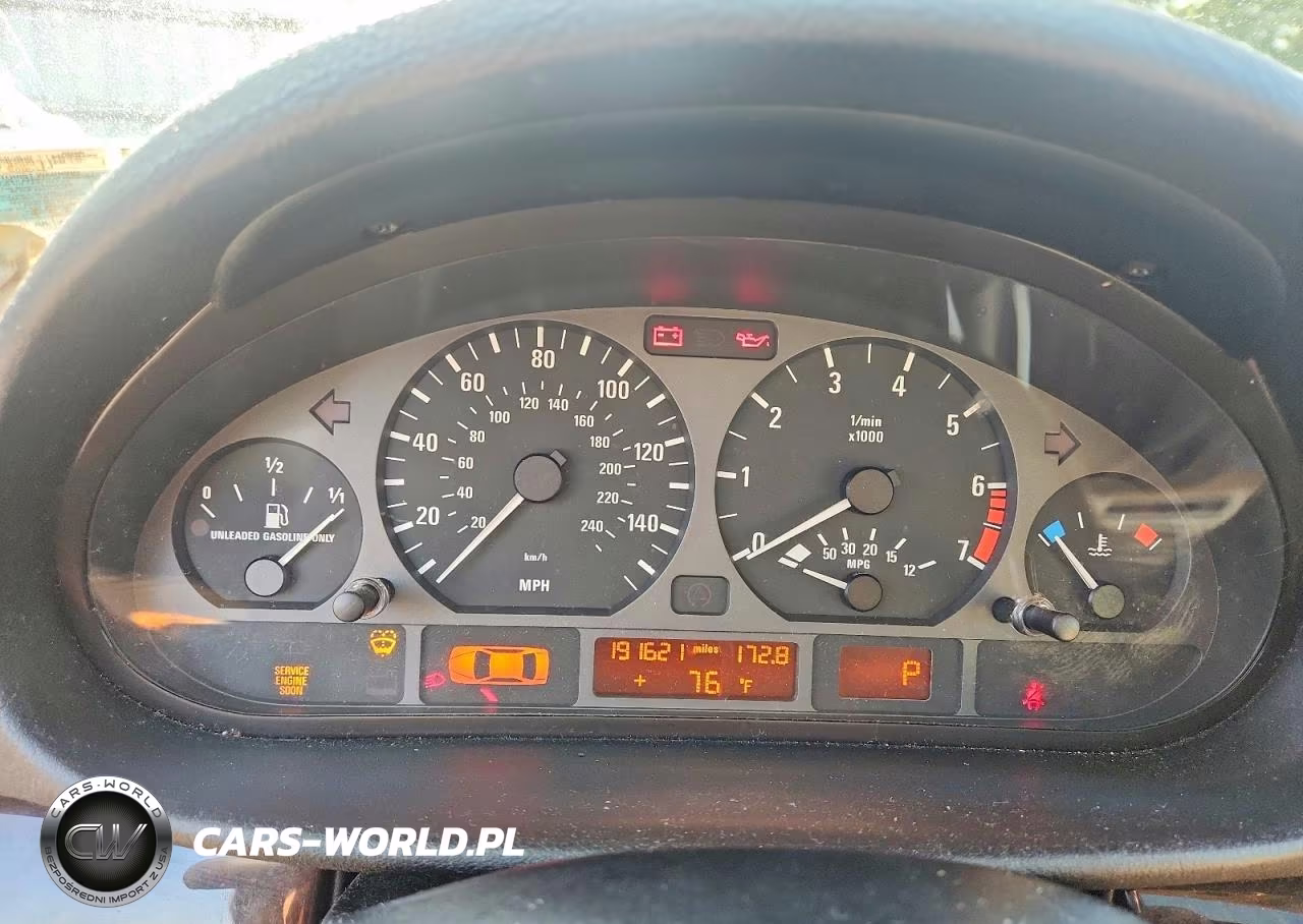 2003 BMW 325 Xit VIN:WBAEP33453PF02953 - 9