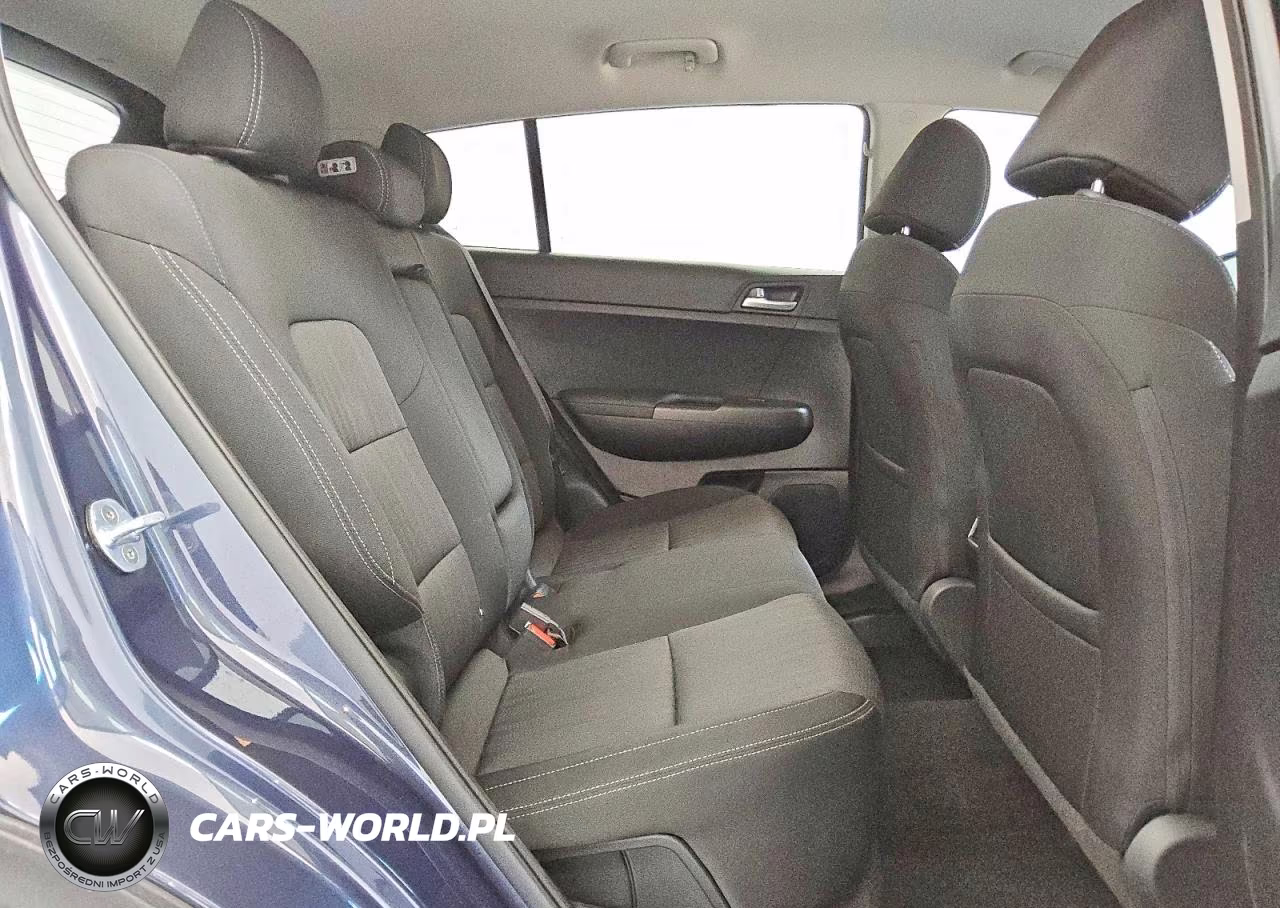 2020 Kia Sportage Lx VIN:KNDPM3AC0L7639679 - 11