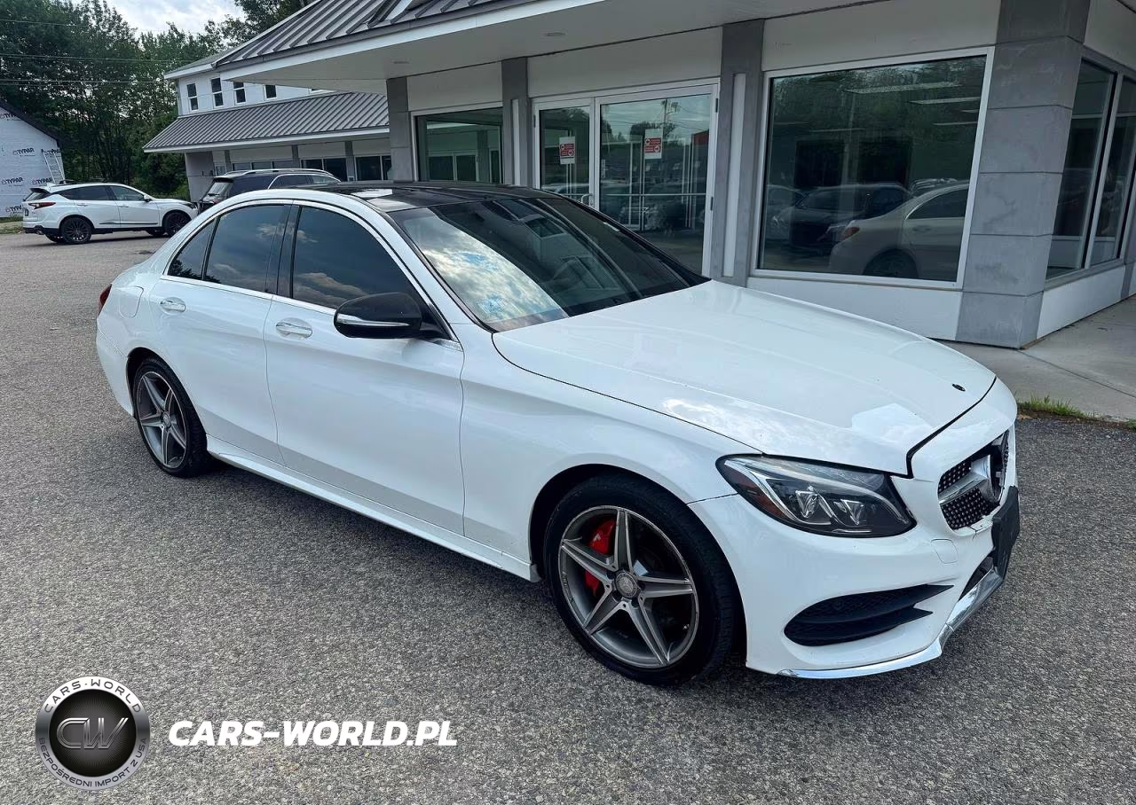 2015 Mercedes-Benz C 300 4Matic – zdjęcie 1 z 12