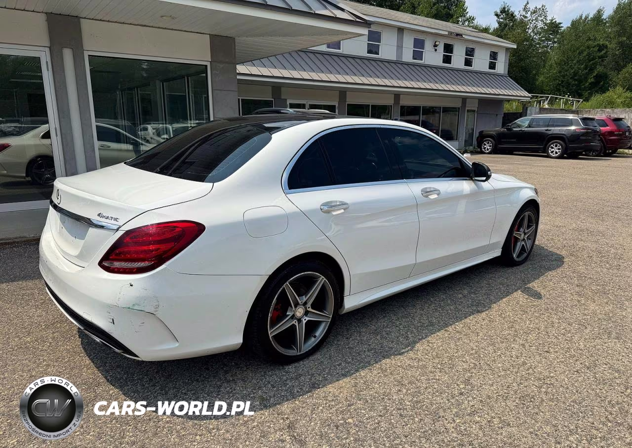 2015 Mercedes-Benz C 300 4Matic VIN:55SWF4KB9FU000313 - 4