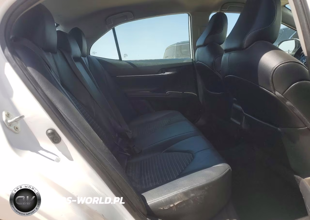 2021 Toyota Camry Se VIN:4T1G11AK1MU579205 - 10