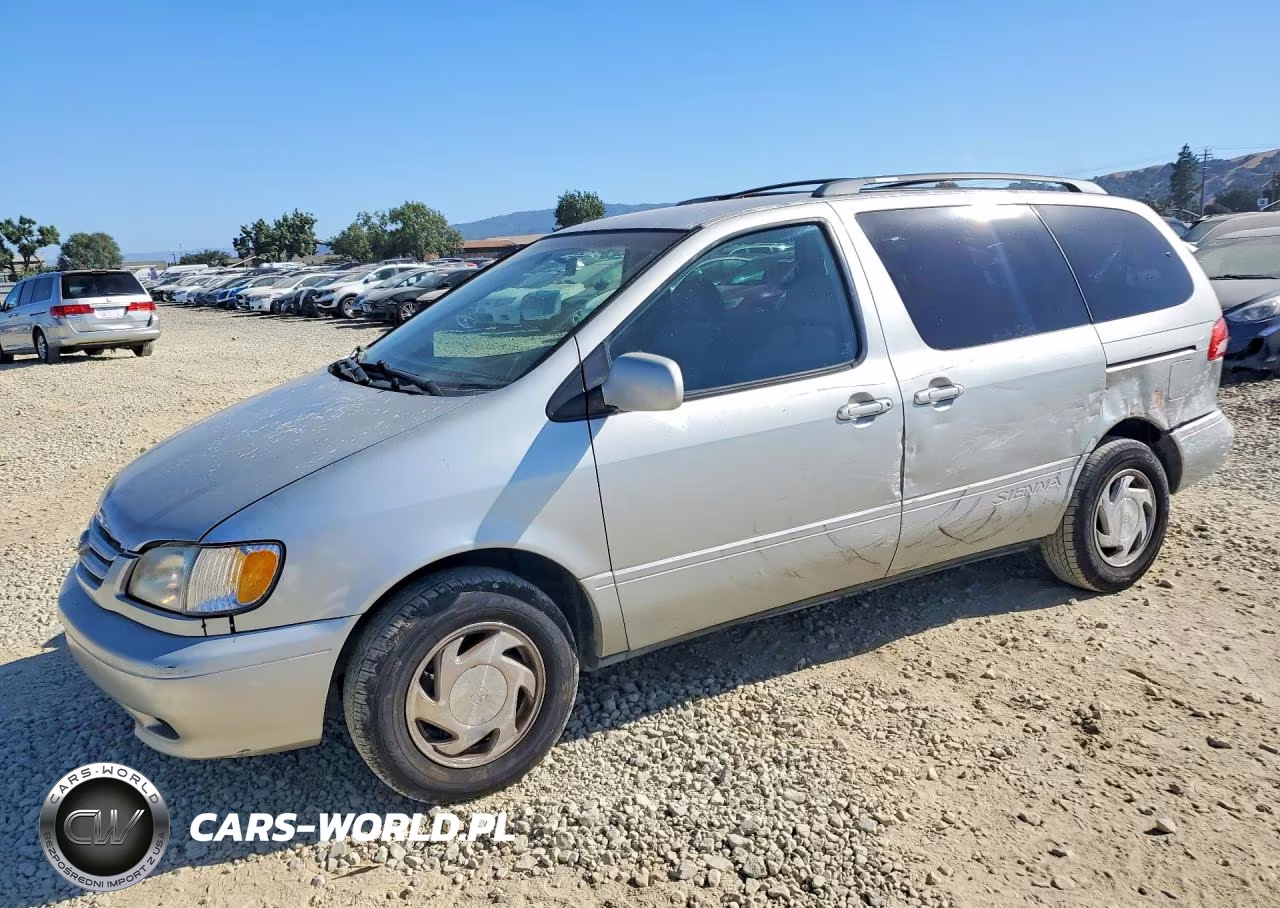 2002 Toyota Sienna Le