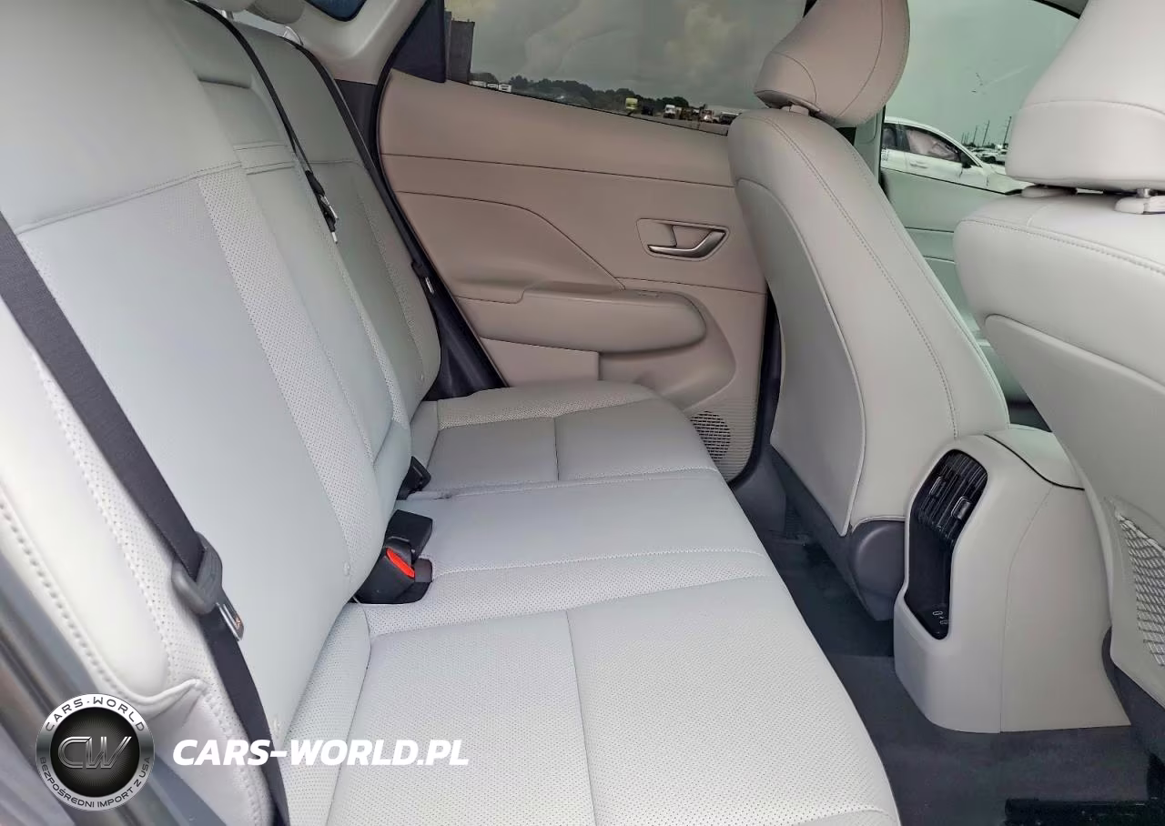 2026 Hyundai Kona Limited VIN:KM8HE3A34TU390222 - 11