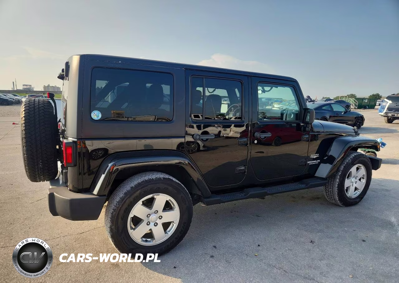 2011 Jeep Wrangler Unlimited Sahara VIN:1J4BA5H17BL533362 - 3