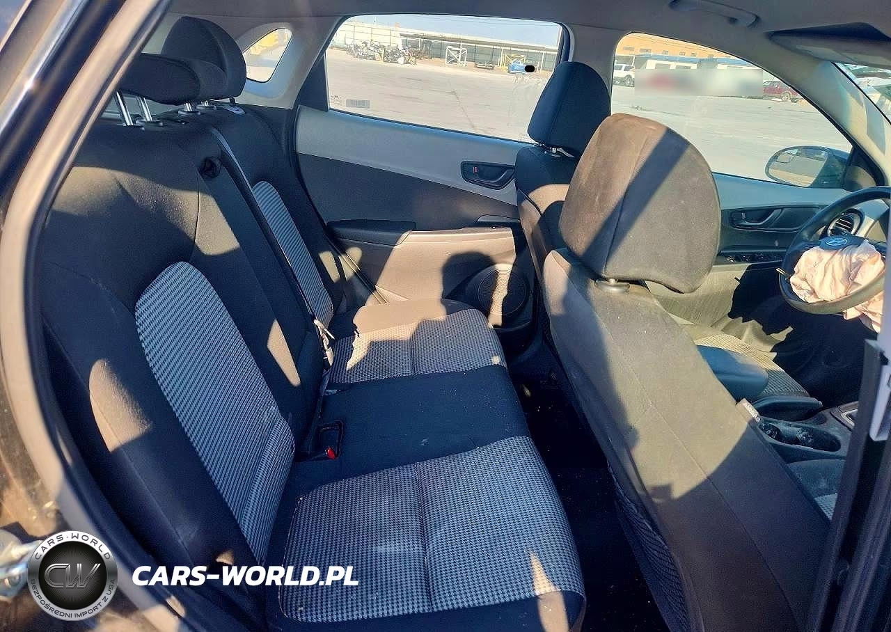 2020 Hyundai Kona Se VIN:KM8K12AA1LU470541 - 10