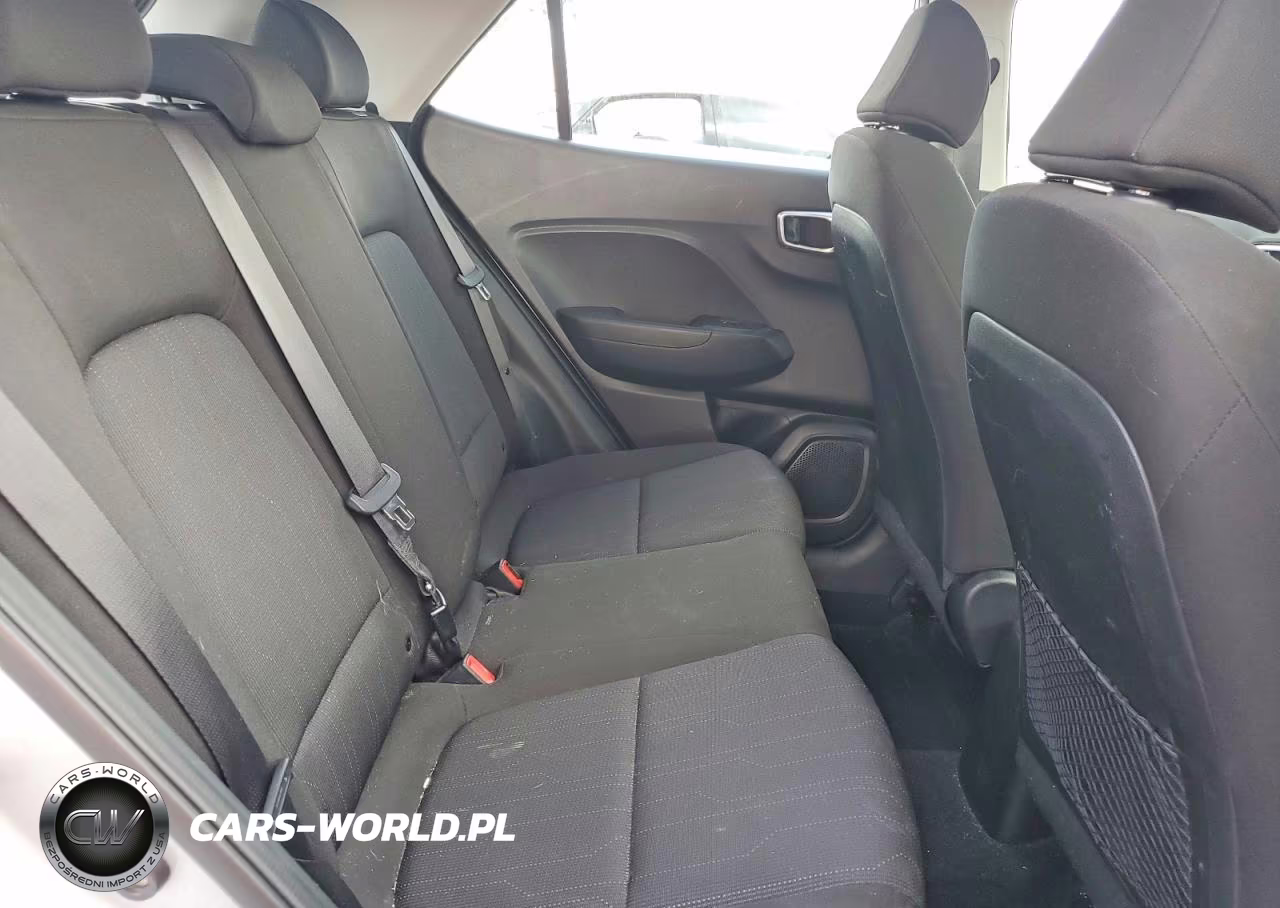 2020 Hyundai Venue Se VIN:KMHRB8A37LU032641 - 10
