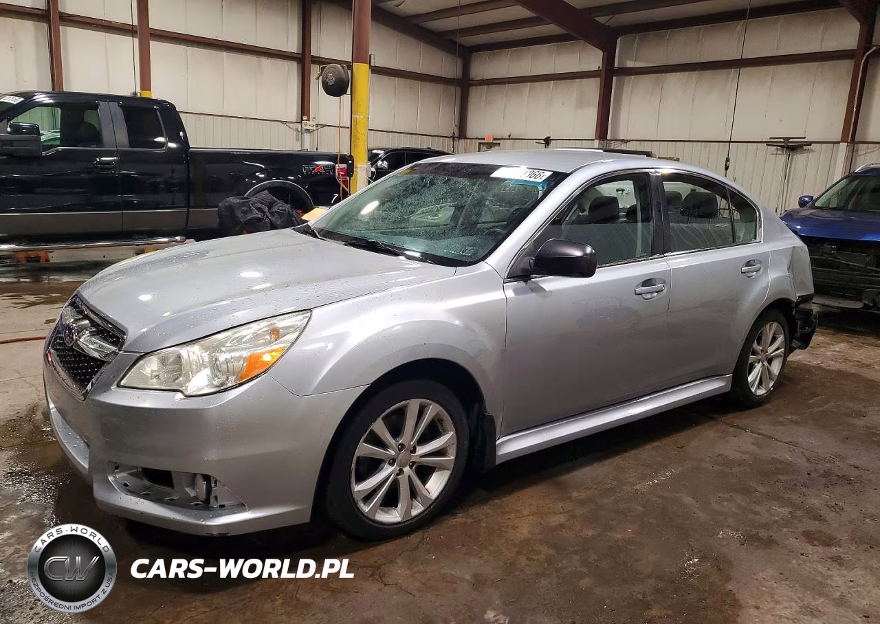 2014 Subaru Legacy 2.5I VIN:4S3BMBA61E3018573 - 1