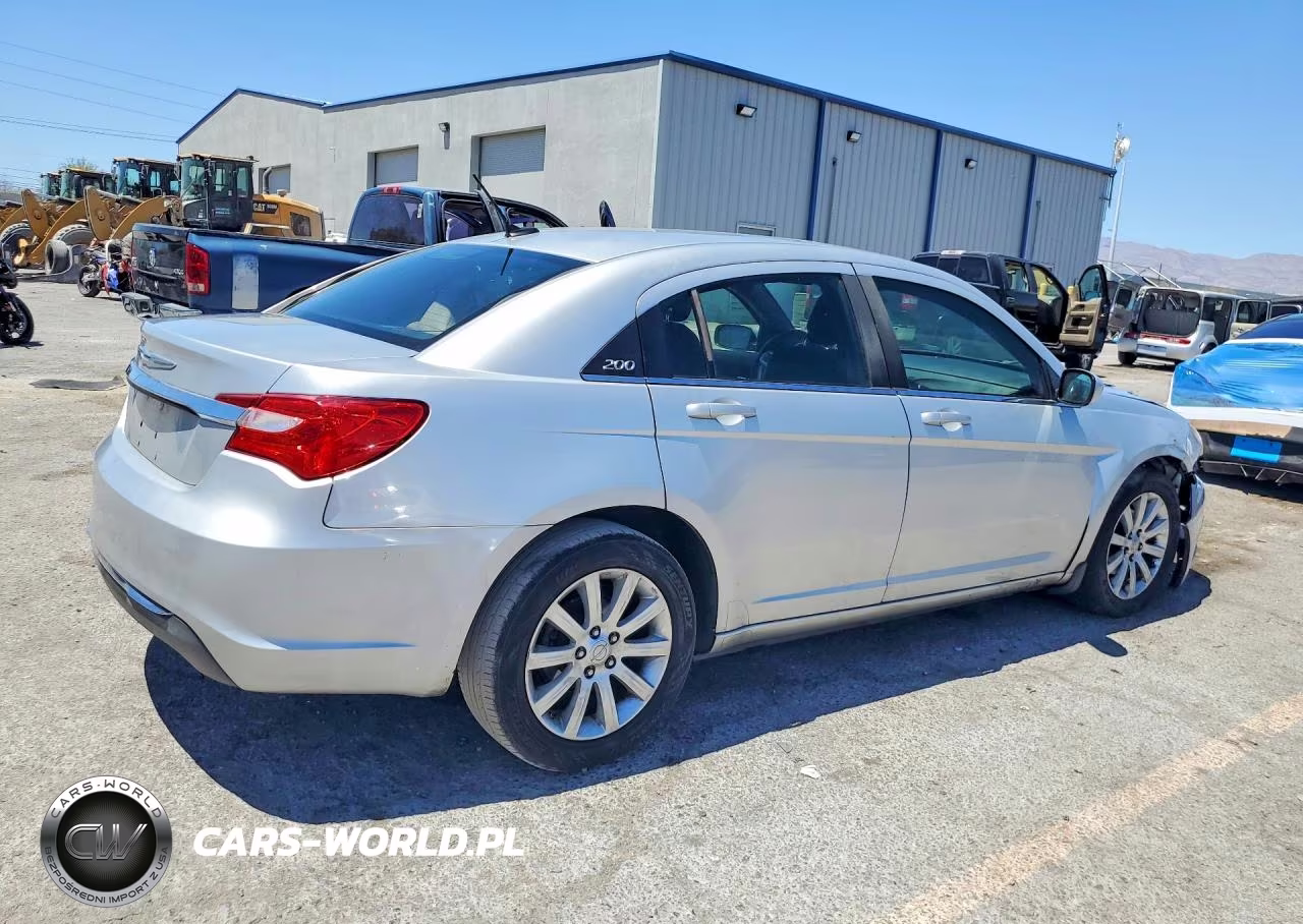 2012 Chrysler 200 Touring VIN:1C3CCBBB1CN103874 - 3