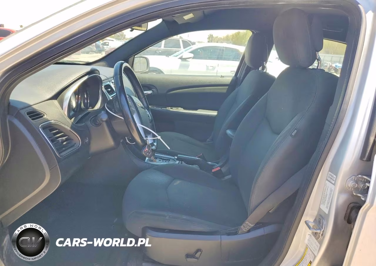 2012 Chrysler 200 Touring VIN:1C3CCBBB1CN103874 - 7