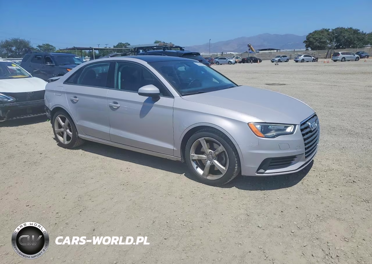2015 Audi A3 Premium VIN:WAUBFGFF4F1054977 - 4