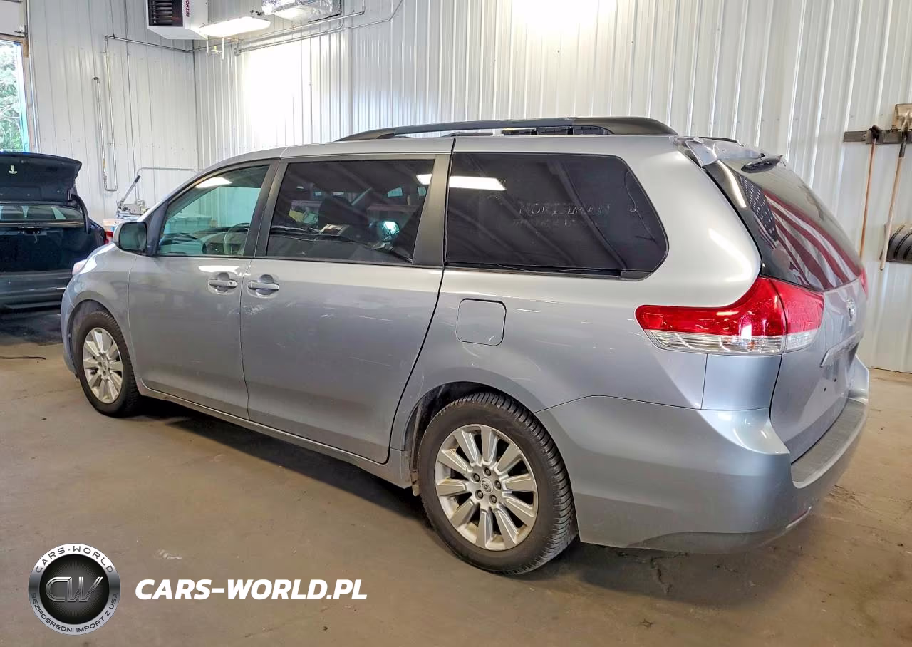 2011 Toyota Sienna Le VIN:5TDJK3DC2BS026894 - 2