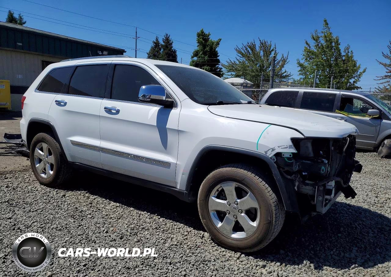 2013 Jeep Grand Cherokee Limited VIN:1C4RJFBG7DC551841 - 4