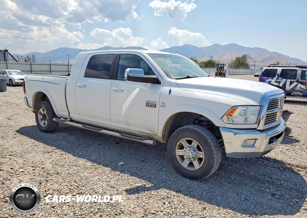 2012 Dodge Ram 2500 Laramie VIN:3C6UD5NL9CG299548 - 4