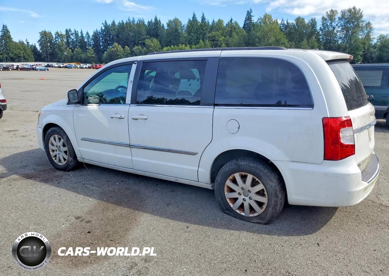 2015 Chrysler Town & Country Touring VIN:2C4RC1BG7FR545528 - 2