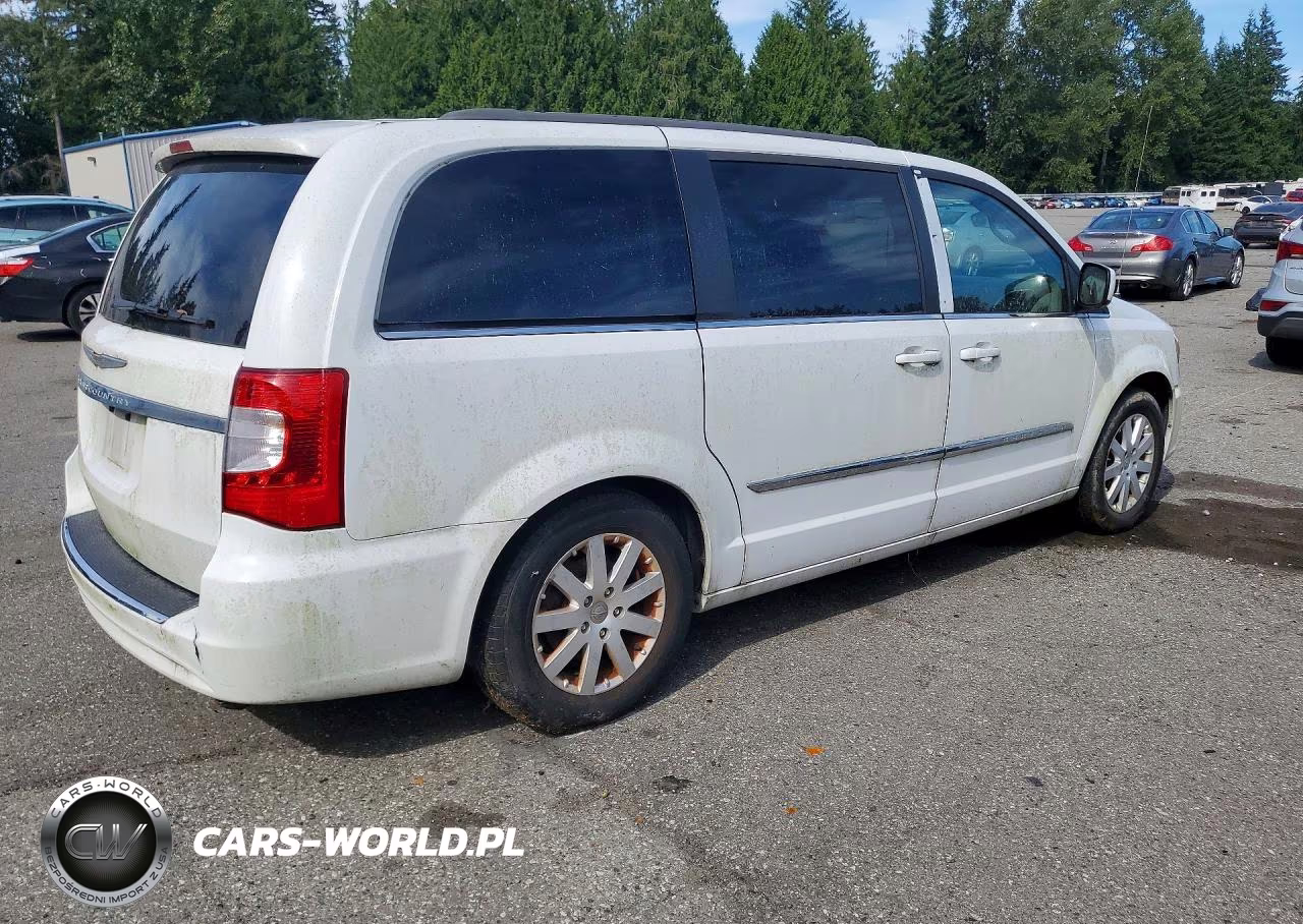2015 Chrysler Town & Country Touring VIN:2C4RC1BG7FR545528 - 3