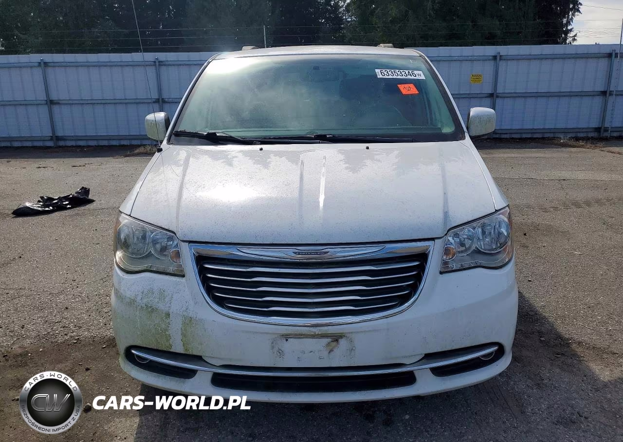 2015 Chrysler Town & Country Touring VIN:2C4RC1BG7FR545528 - 5