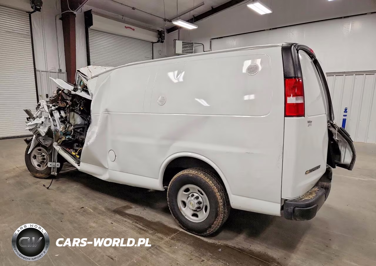 2023 Chevrolet Express G2500 VIN:1GCWGAFP0P1242713 - 2