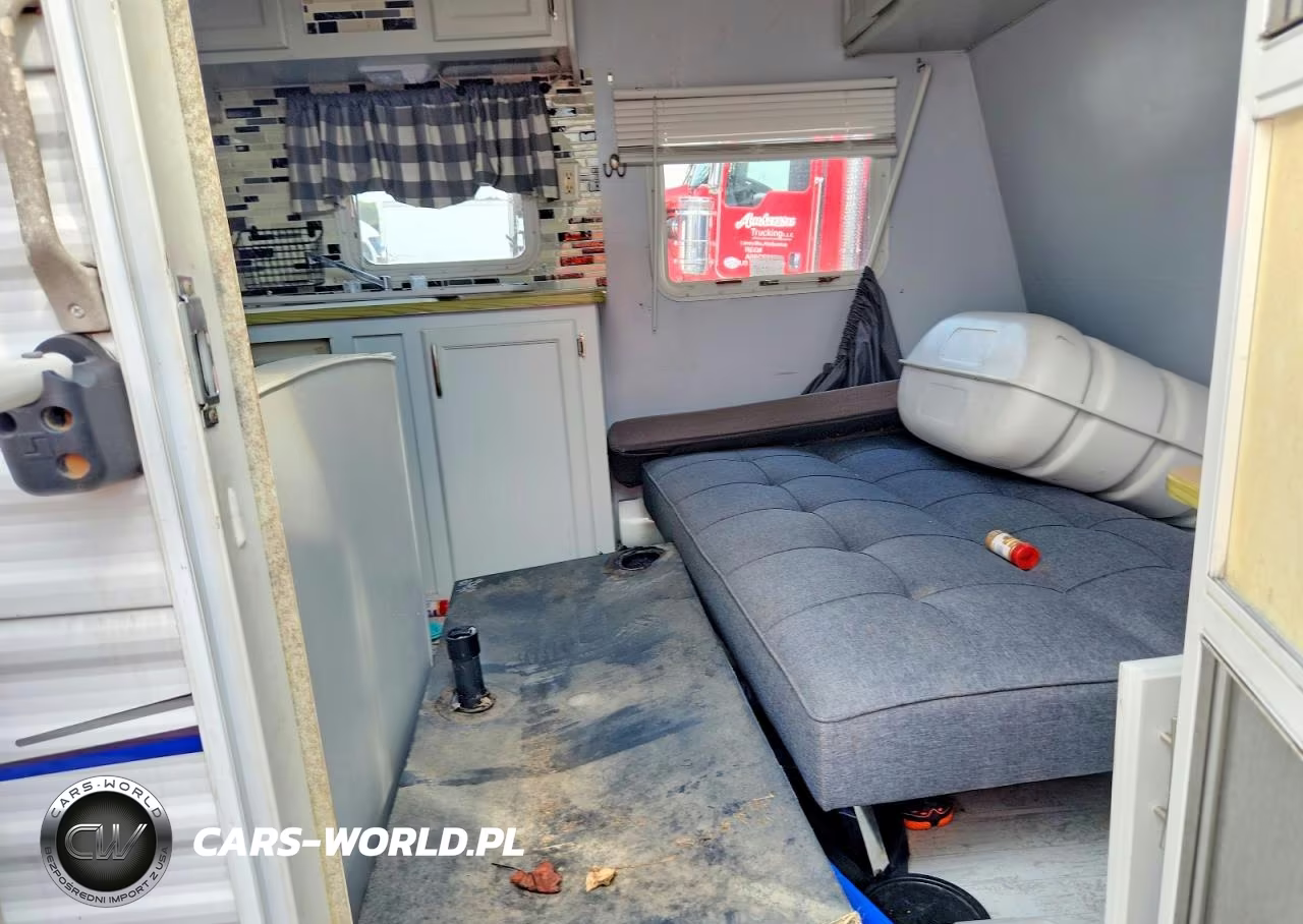 2005 Riverside Camper VIN:5C1RL23225P007589 - 5