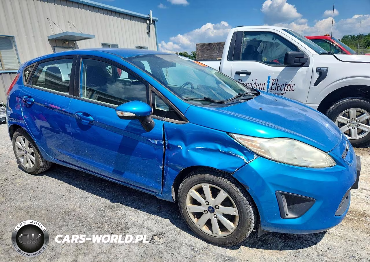 2013 Ford Fiesta Se VIN:3FADP4EJ4DM107406 - 4