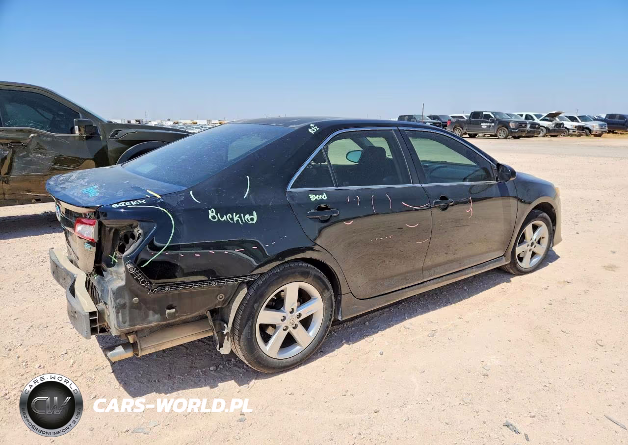 2014 Toyota Camry Se VIN:4T1BF1FK7EU340540 - 3