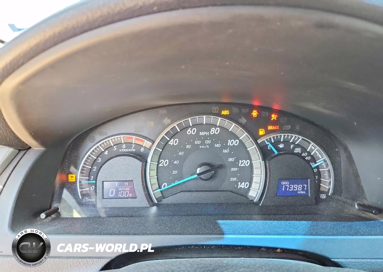 2014 Toyota Camry Se VIN:4T1BF1FK7EU340540 - 9