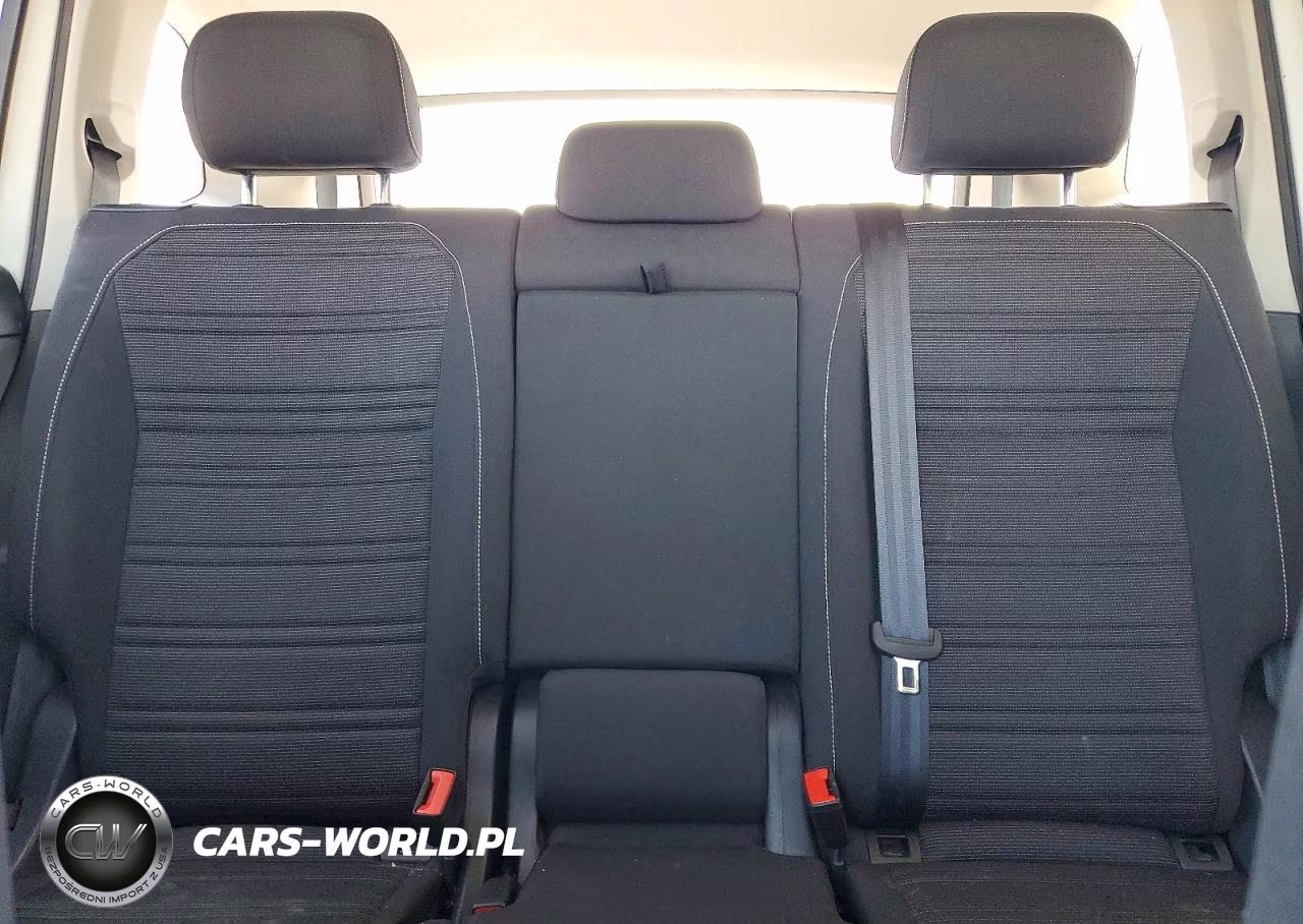 2023 Volkswagen Tiguan S VIN:3VVRB7AX1PM065082 - 10