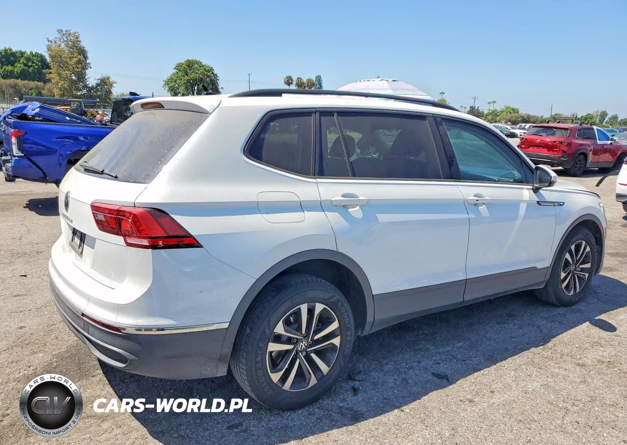 2023 Volkswagen Tiguan S VIN:3VVRB7AX1PM065082 - 3