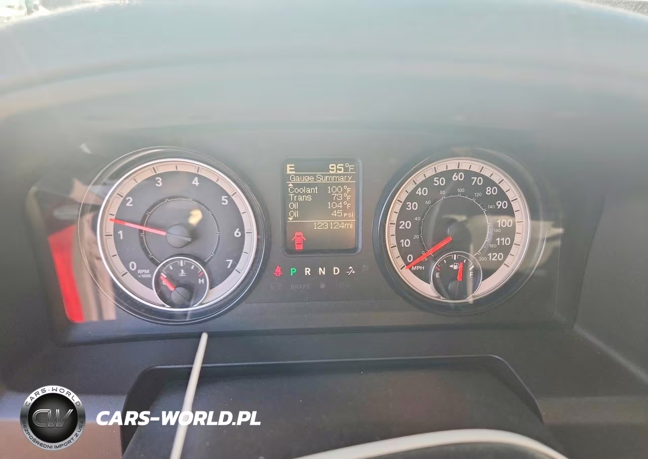 2018 Ram 1500 St VIN:1C6RR7KGXJS277543 - 9