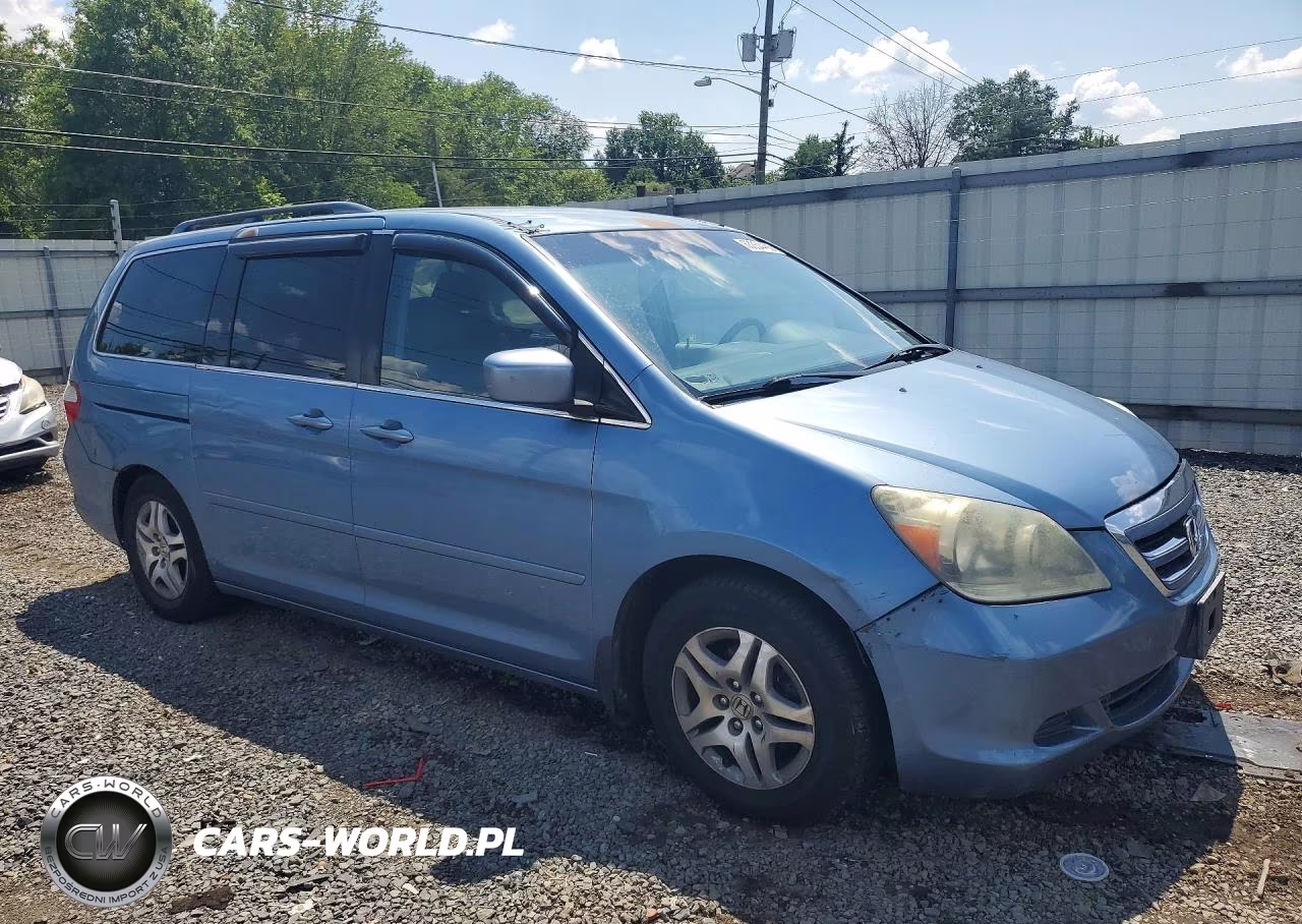 2005 Honda Odyssey Ex VIN:5FNRL38485B122069 - 4