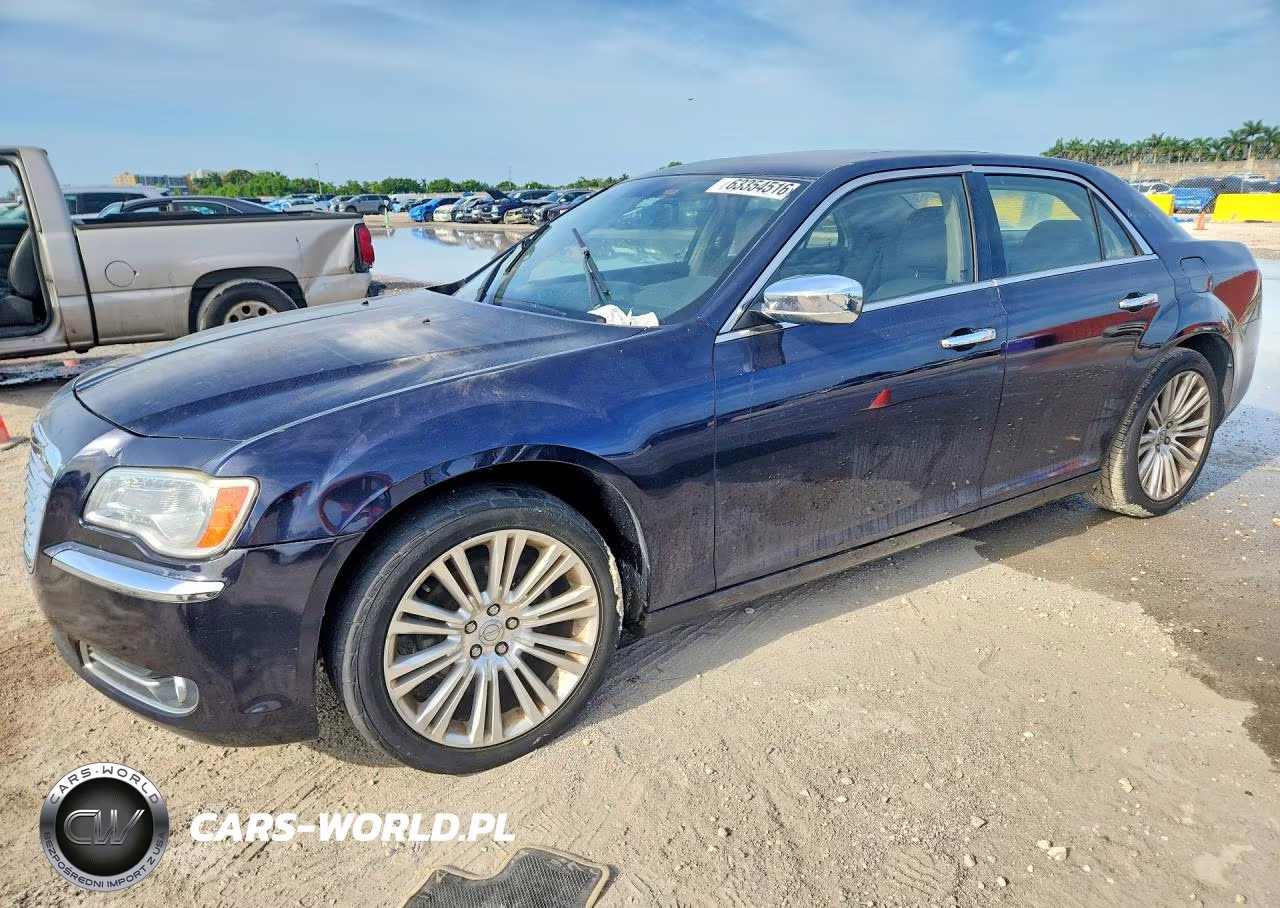 2011 Chrysler 300 Limited
