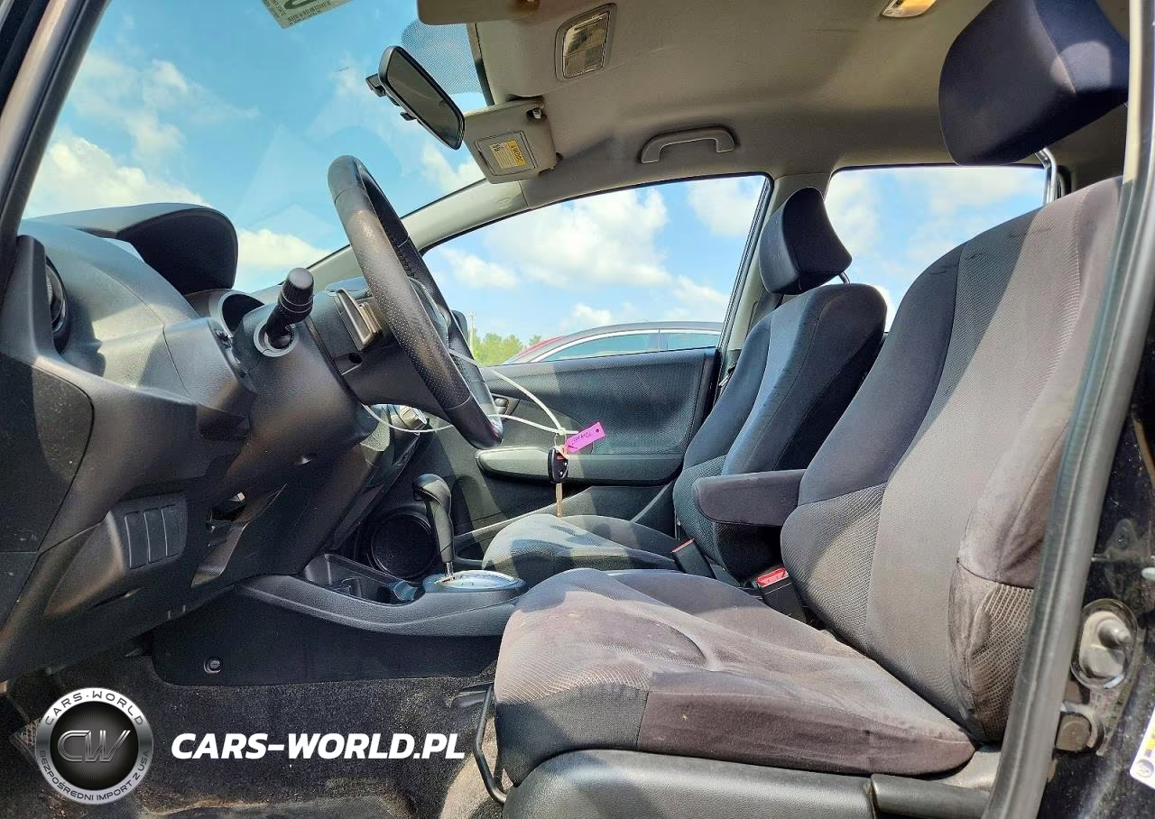 2009 Honda Fit Sport VIN:JHMGE88409S046000 - 7