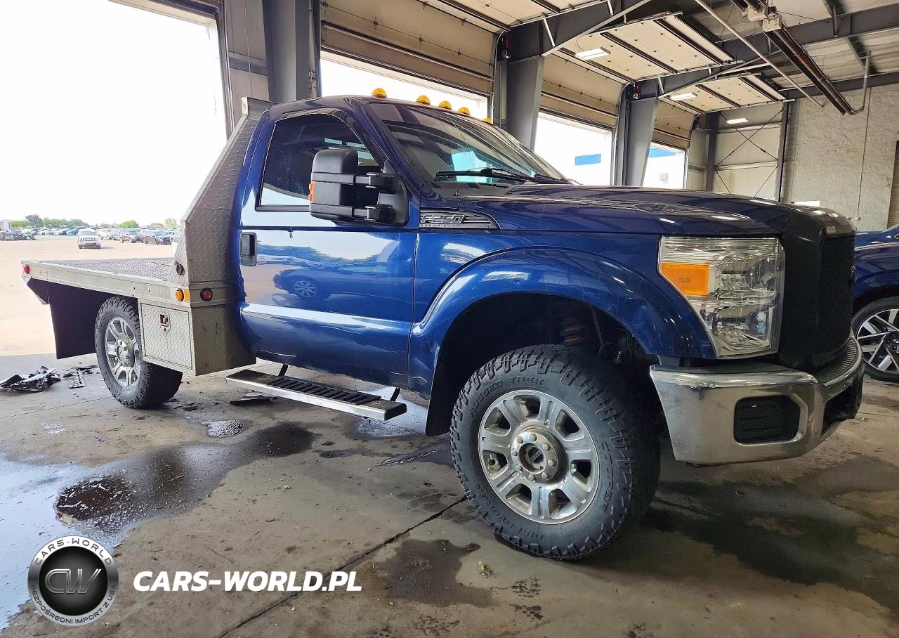 2011 Ford F250 Super Duty VIN:1FTBF2B63BEA07325 - 4