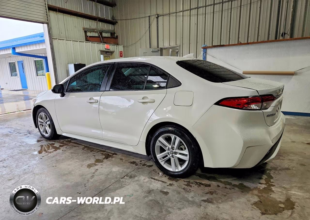 2021 Toyota Corolla Le VIN:5YFEPMAE9MP236757 - 2